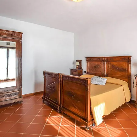 Holiday home 4 Bedroom In
