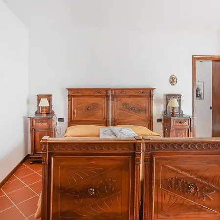 Holiday home 4 Bedroom In Pietrasanta
