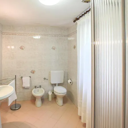 4 Bedroom In Pietrasanta