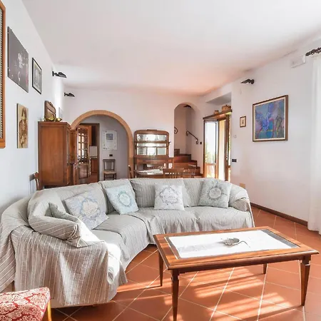 Holiday home 4 Bedroom In